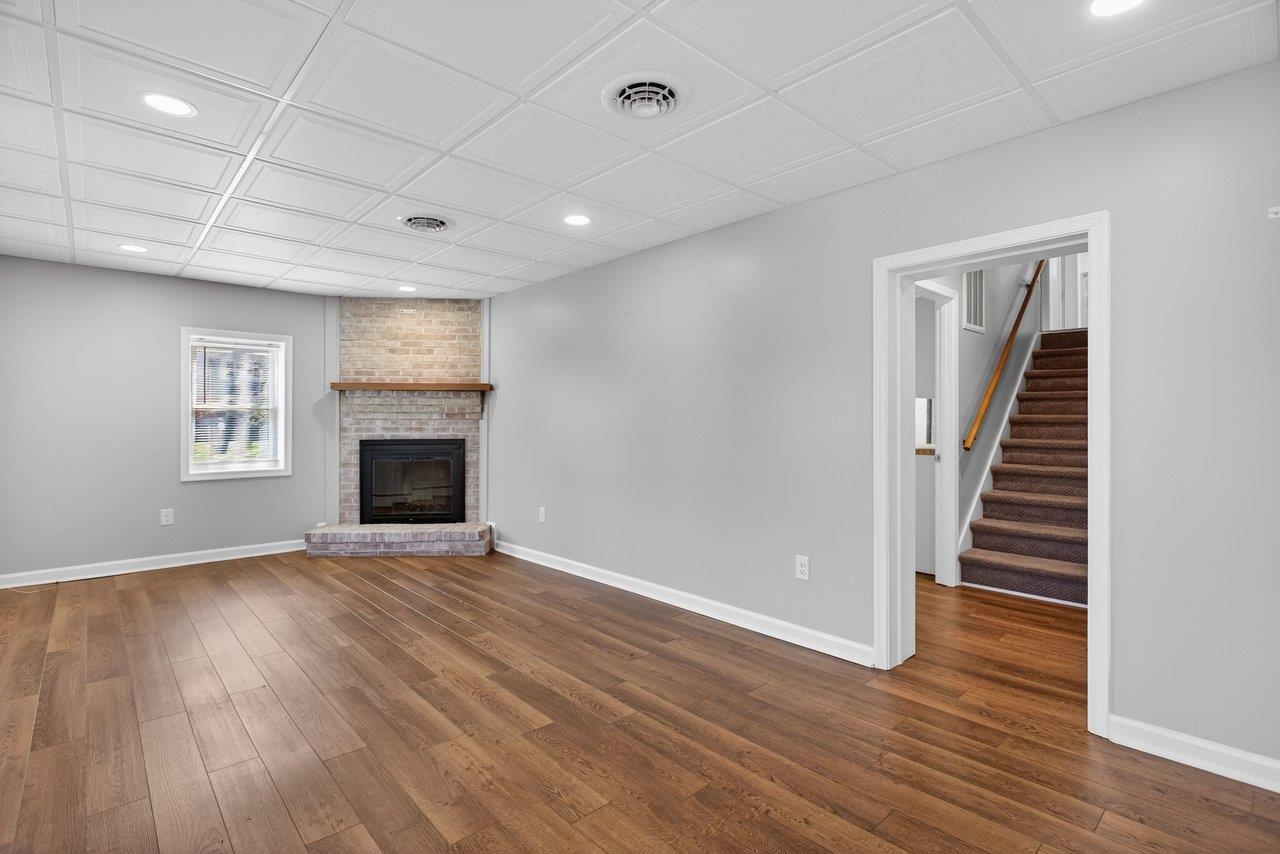 207 BURNLEY DR, STAUNTON, Virginia 24401, 4 Bedrooms Bedrooms, ,2 BathroomsBathrooms,Residential,207 BURNLEY DR,674871 MLS # 674871