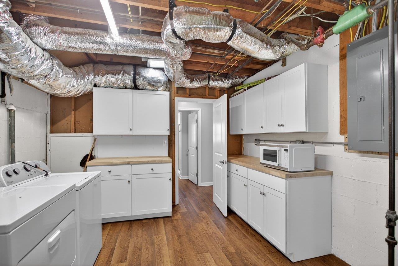 207 BURNLEY DR, STAUNTON, Virginia 24401, 4 Bedrooms Bedrooms, ,2 BathroomsBathrooms,Residential,207 BURNLEY DR,674871 MLS # 674871