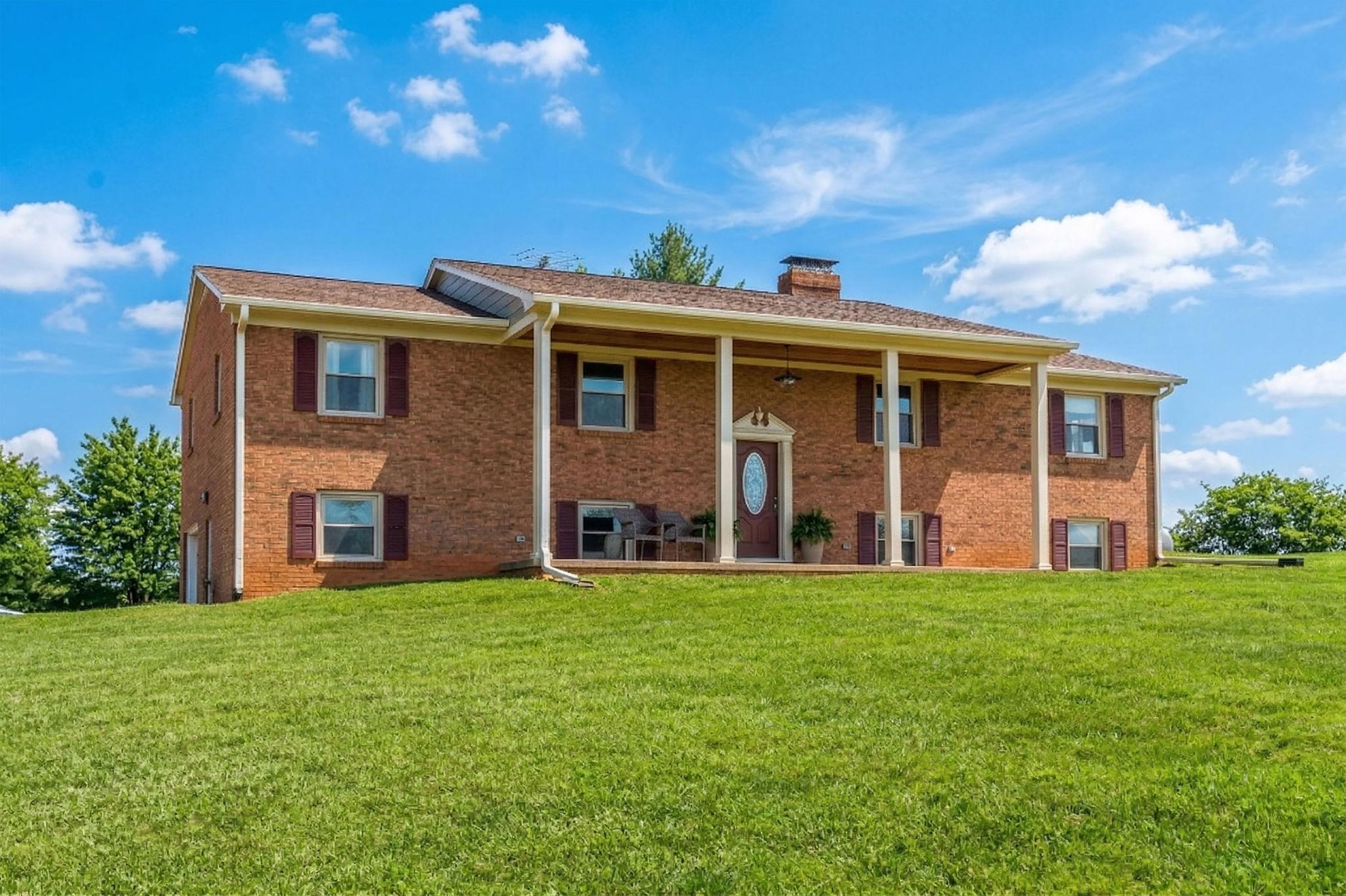 3869 SHUTTERLEE MILL RD, STAUNTON, Virginia 24401, 3 Bedrooms Bedrooms, ,2 BathroomsBathrooms,Residential,3869 SHUTTERLEE MILL RD,674875 MLS # 674875