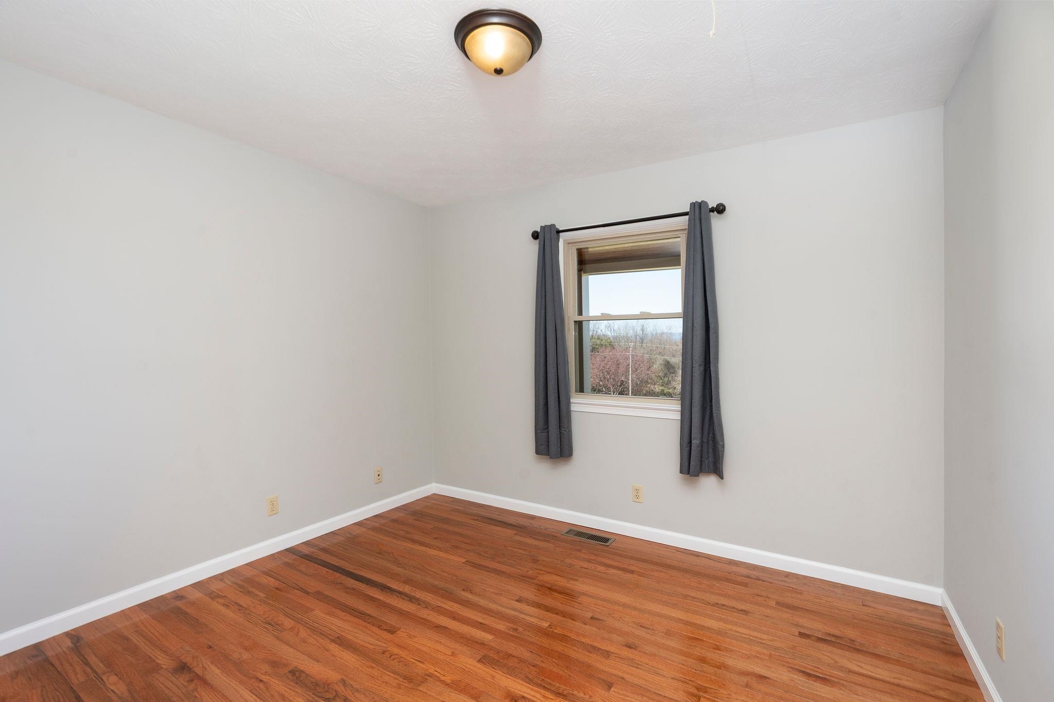 3869 SHUTTERLEE MILL RD, STAUNTON, Virginia 24401, 3 Bedrooms Bedrooms, ,2 BathroomsBathrooms,Residential,3869 SHUTTERLEE MILL RD,674875 MLS # 674875