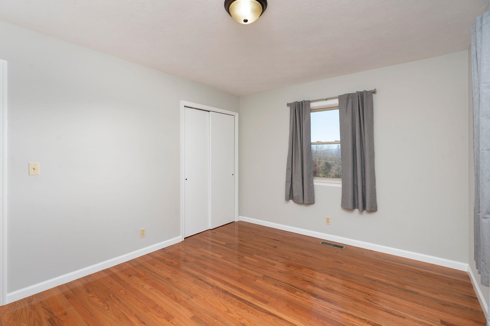 3869 SHUTTERLEE MILL RD, STAUNTON, Virginia 24401, 3 Bedrooms Bedrooms, ,2 BathroomsBathrooms,Residential,3869 SHUTTERLEE MILL RD,674875 MLS # 674875