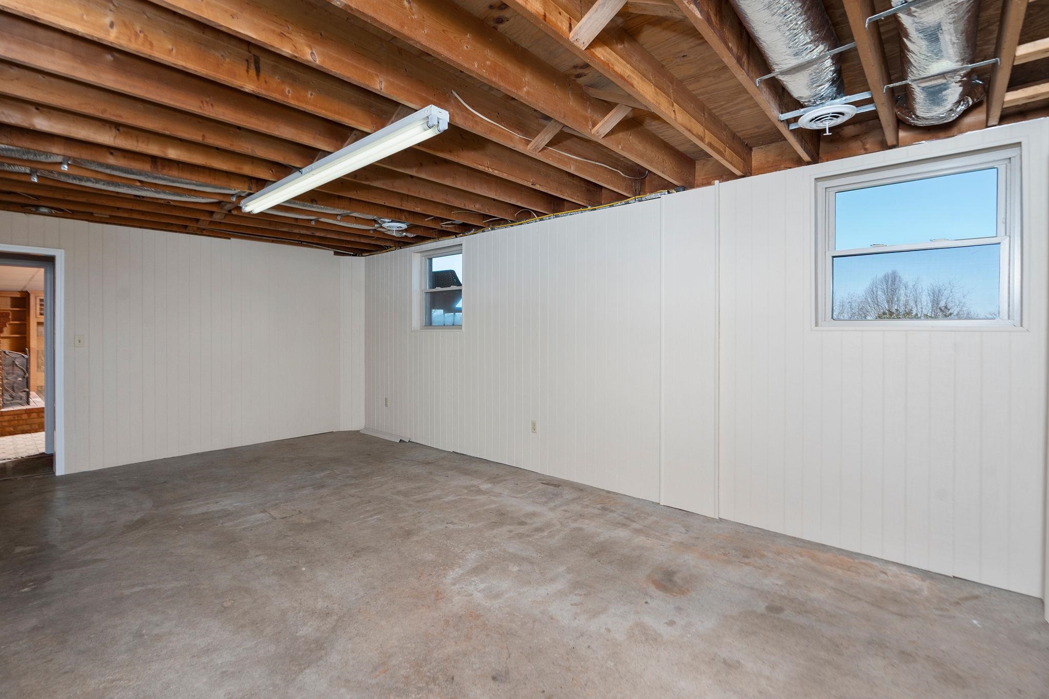 3869 SHUTTERLEE MILL RD, STAUNTON, Virginia 24401, 3 Bedrooms Bedrooms, ,2 BathroomsBathrooms,Residential,3869 SHUTTERLEE MILL RD,674875 MLS # 674875