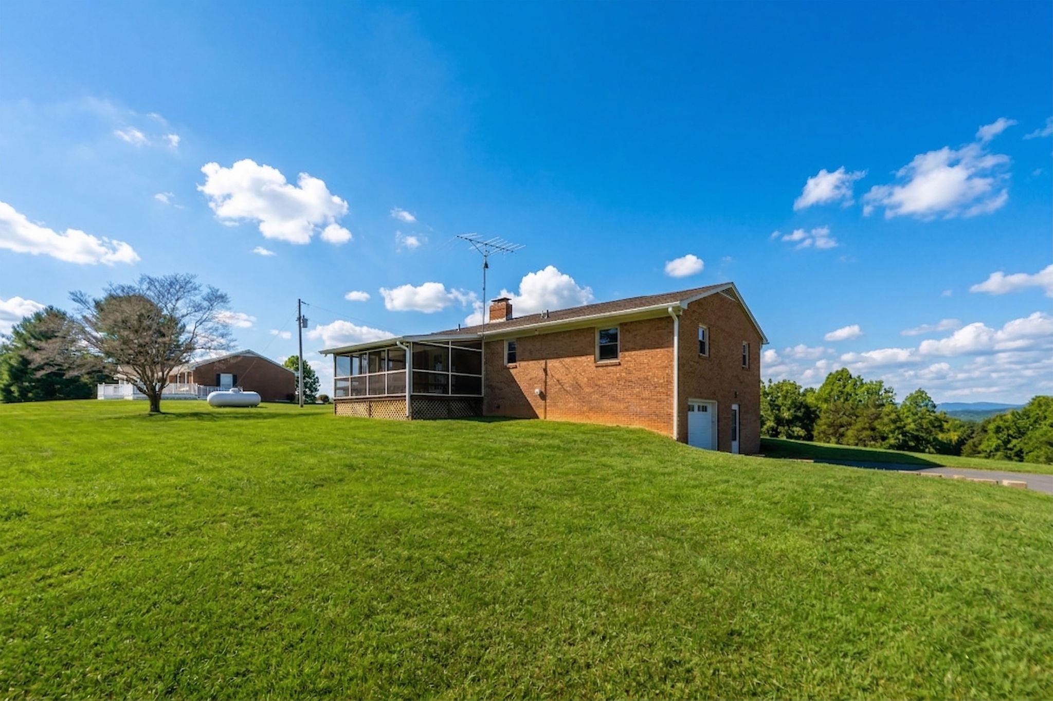 3869 SHUTTERLEE MILL RD, STAUNTON, Virginia 24401, 3 Bedrooms Bedrooms, ,2 BathroomsBathrooms,Residential,3869 SHUTTERLEE MILL RD,674875 MLS # 674875