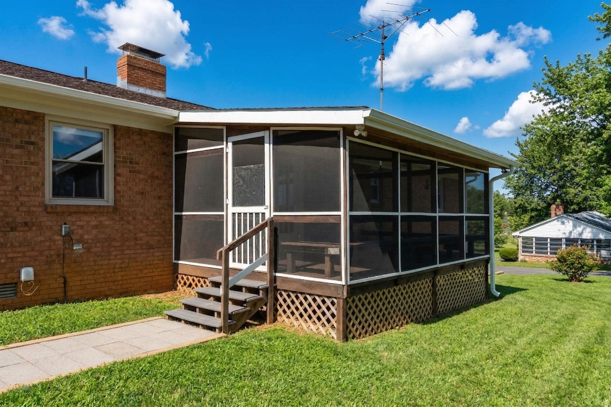 3869 SHUTTERLEE MILL RD, STAUNTON, Virginia 24401, 3 Bedrooms Bedrooms, ,2 BathroomsBathrooms,Residential,3869 SHUTTERLEE MILL RD,674875 MLS # 674875