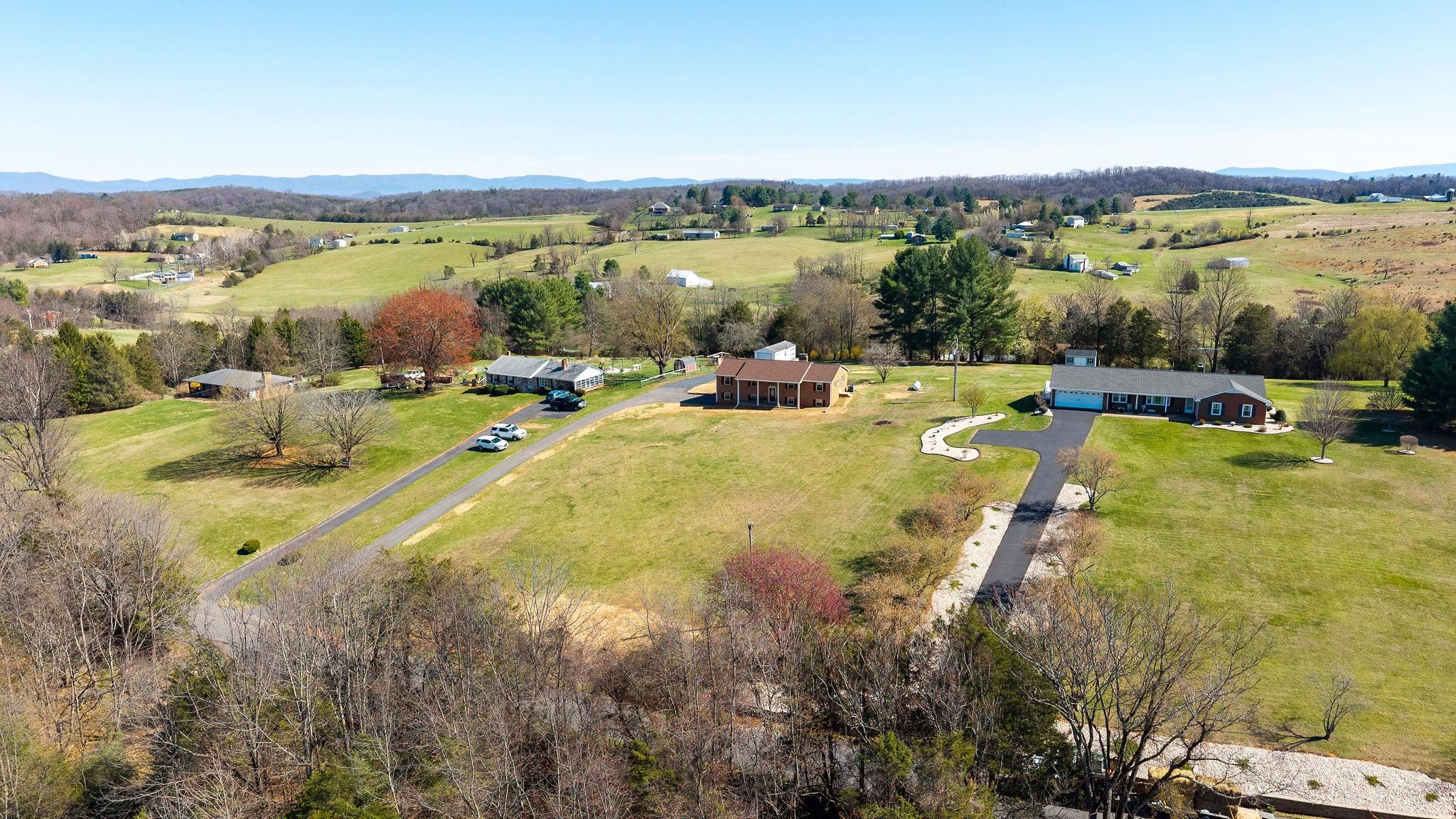 3869 SHUTTERLEE MILL RD, STAUNTON, Virginia 24401, 3 Bedrooms Bedrooms, ,2 BathroomsBathrooms,Residential,3869 SHUTTERLEE MILL RD,674875 MLS # 674875