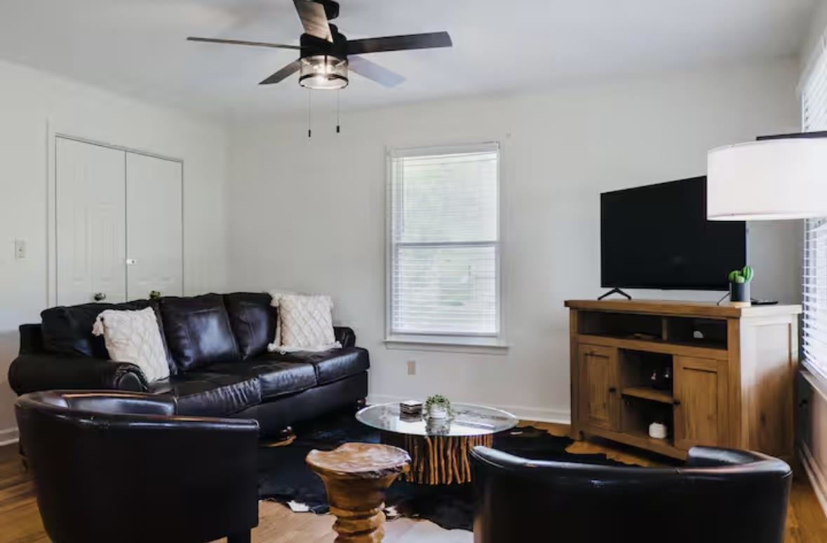 4064 PINE GROVE RD, STANLEY, Virginia 22851, 3 Bedrooms Bedrooms, ,2 BathroomsBathrooms,Residential,YoYos Cabin,4064 PINE GROVE RD,674882 MLS # 674882