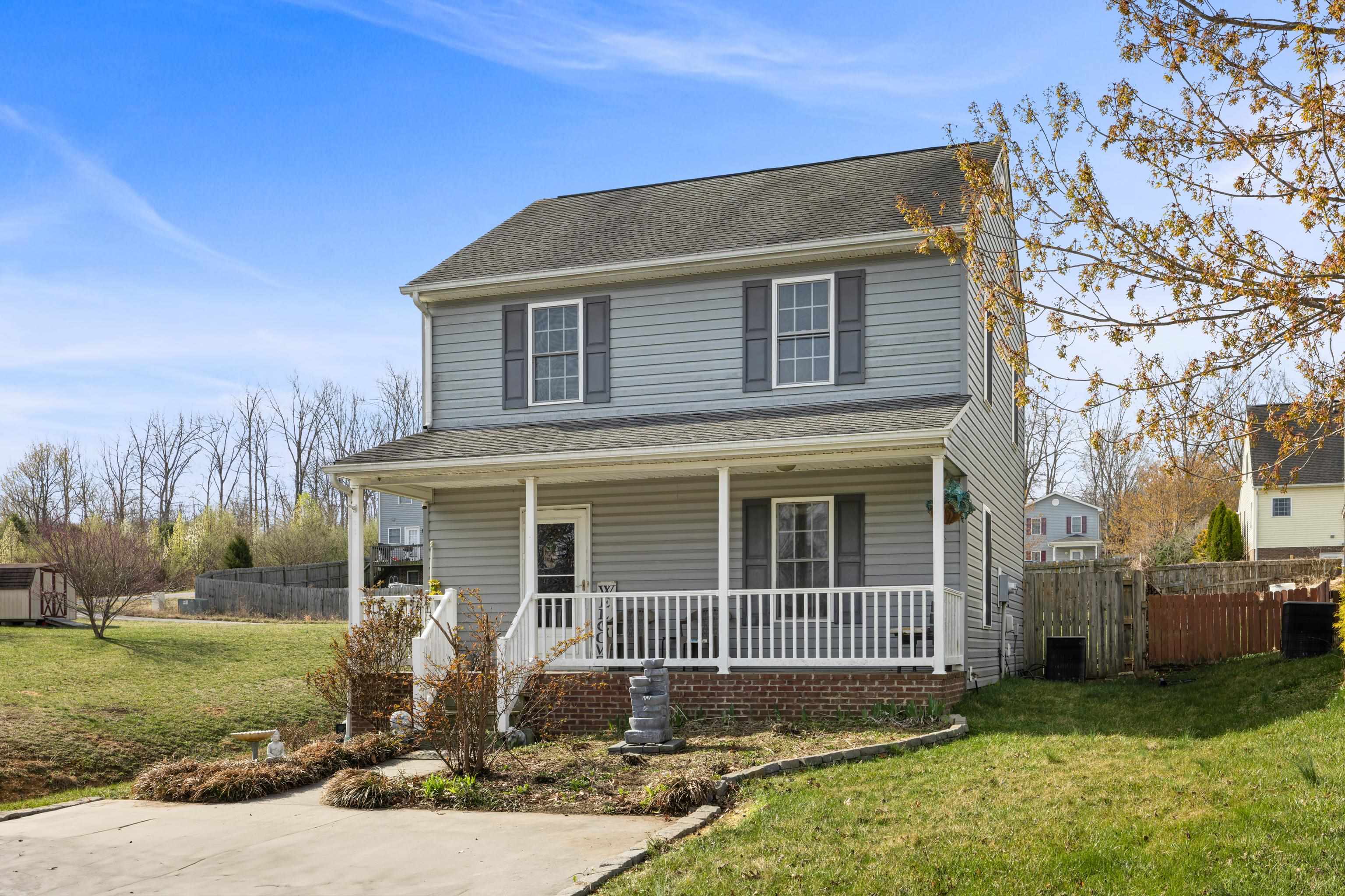 1520 3RD ST, WAYNESBORO, Virginia 22980, 3 Bedrooms Bedrooms, ,2 BathroomsBathrooms,Residential,1520 3RD ST,674888 MLS # 674888