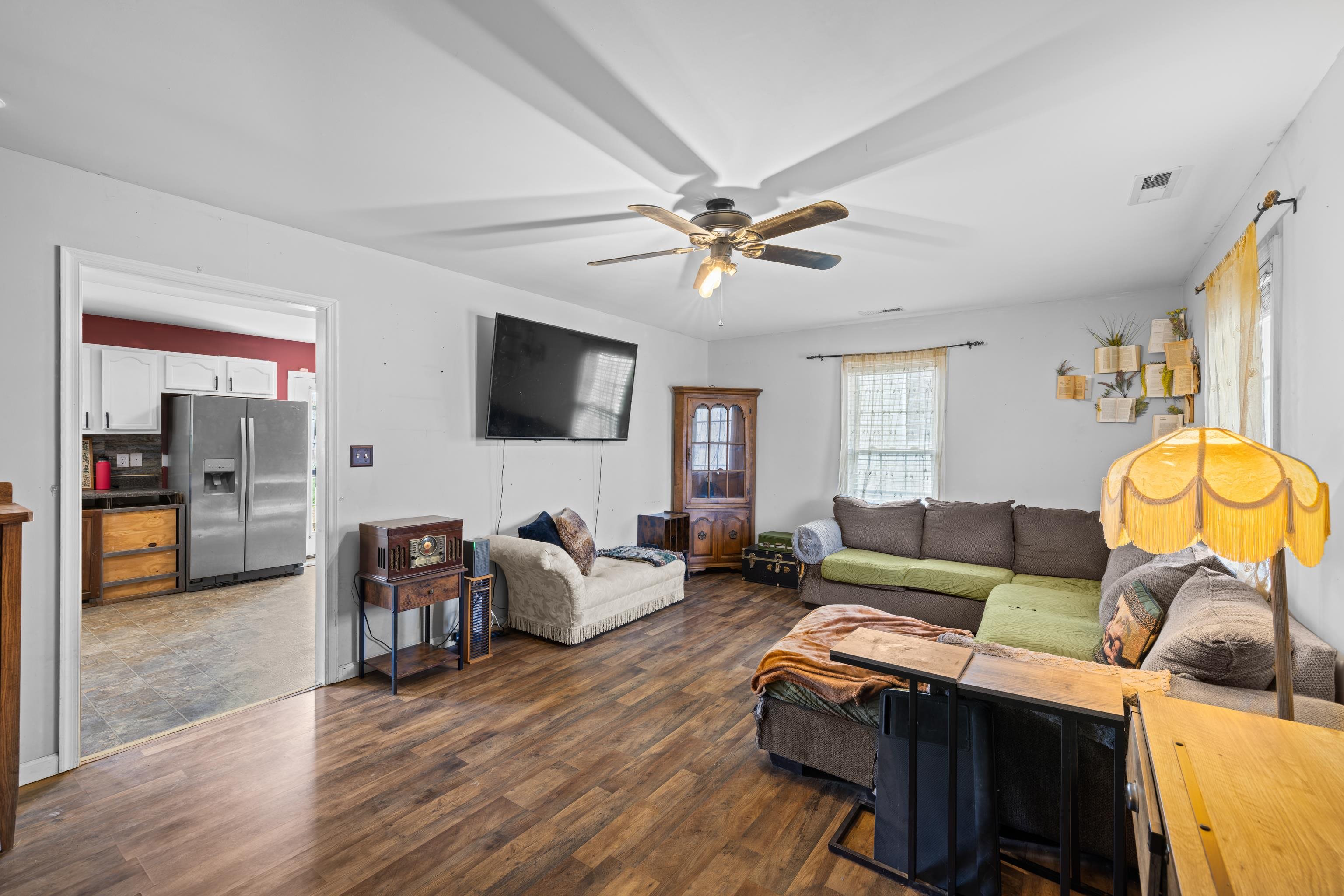 1520 3RD ST, WAYNESBORO, Virginia 22980, 3 Bedrooms Bedrooms, ,2 BathroomsBathrooms,Residential,1520 3RD ST,674888 MLS # 674888