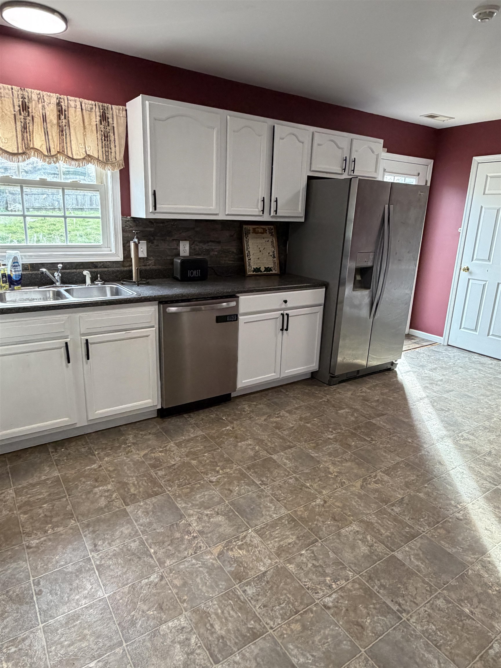 1520 3RD ST, WAYNESBORO, Virginia 22980, 3 Bedrooms Bedrooms, ,2 BathroomsBathrooms,Residential,1520 3RD ST,674888 MLS # 674888