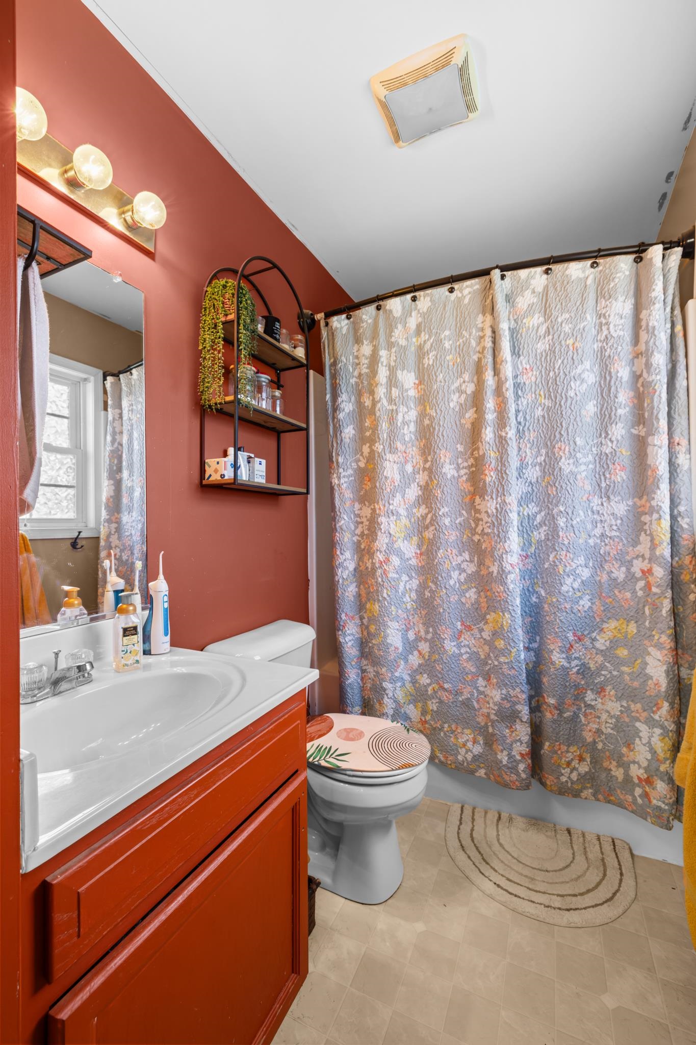 1520 3RD ST, WAYNESBORO, Virginia 22980, 3 Bedrooms Bedrooms, ,2 BathroomsBathrooms,Residential,1520 3RD ST,674888 MLS # 674888