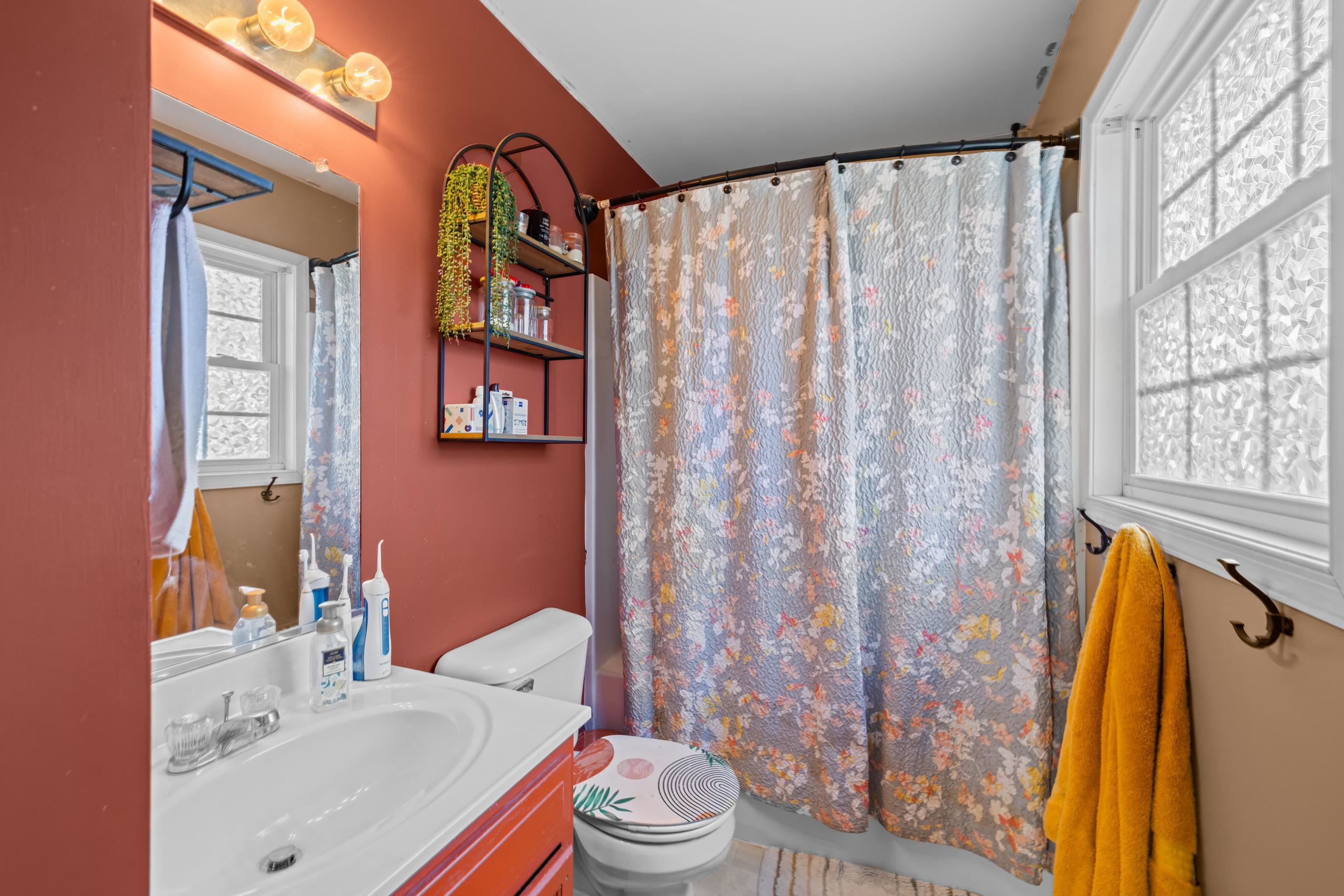 1520 3RD ST, WAYNESBORO, Virginia 22980, 3 Bedrooms Bedrooms, ,2 BathroomsBathrooms,Residential,1520 3RD ST,674888 MLS # 674888