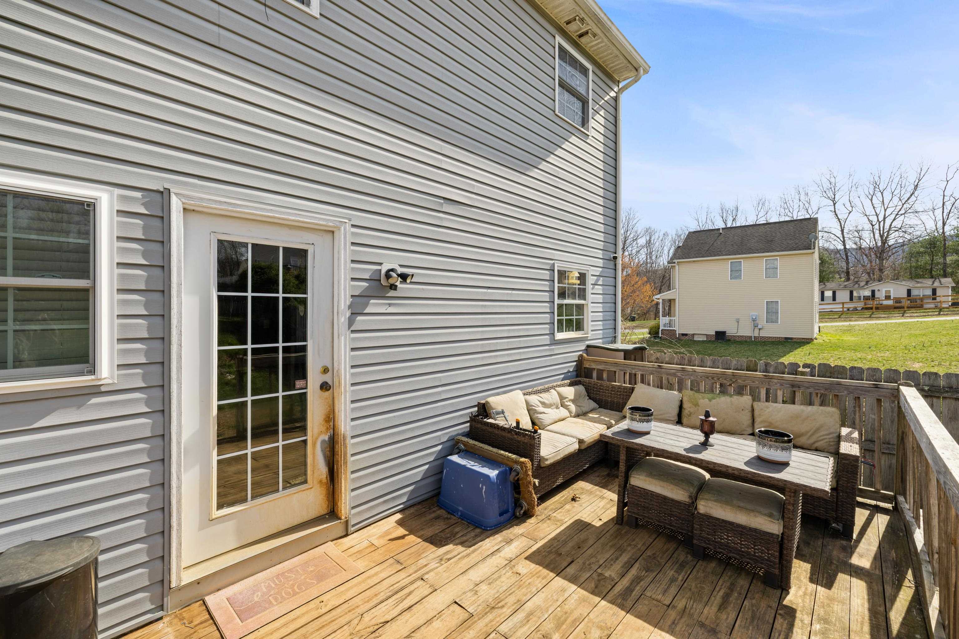 1520 3RD ST, WAYNESBORO, Virginia 22980, 3 Bedrooms Bedrooms, ,2 BathroomsBathrooms,Residential,1520 3RD ST,674888 MLS # 674888