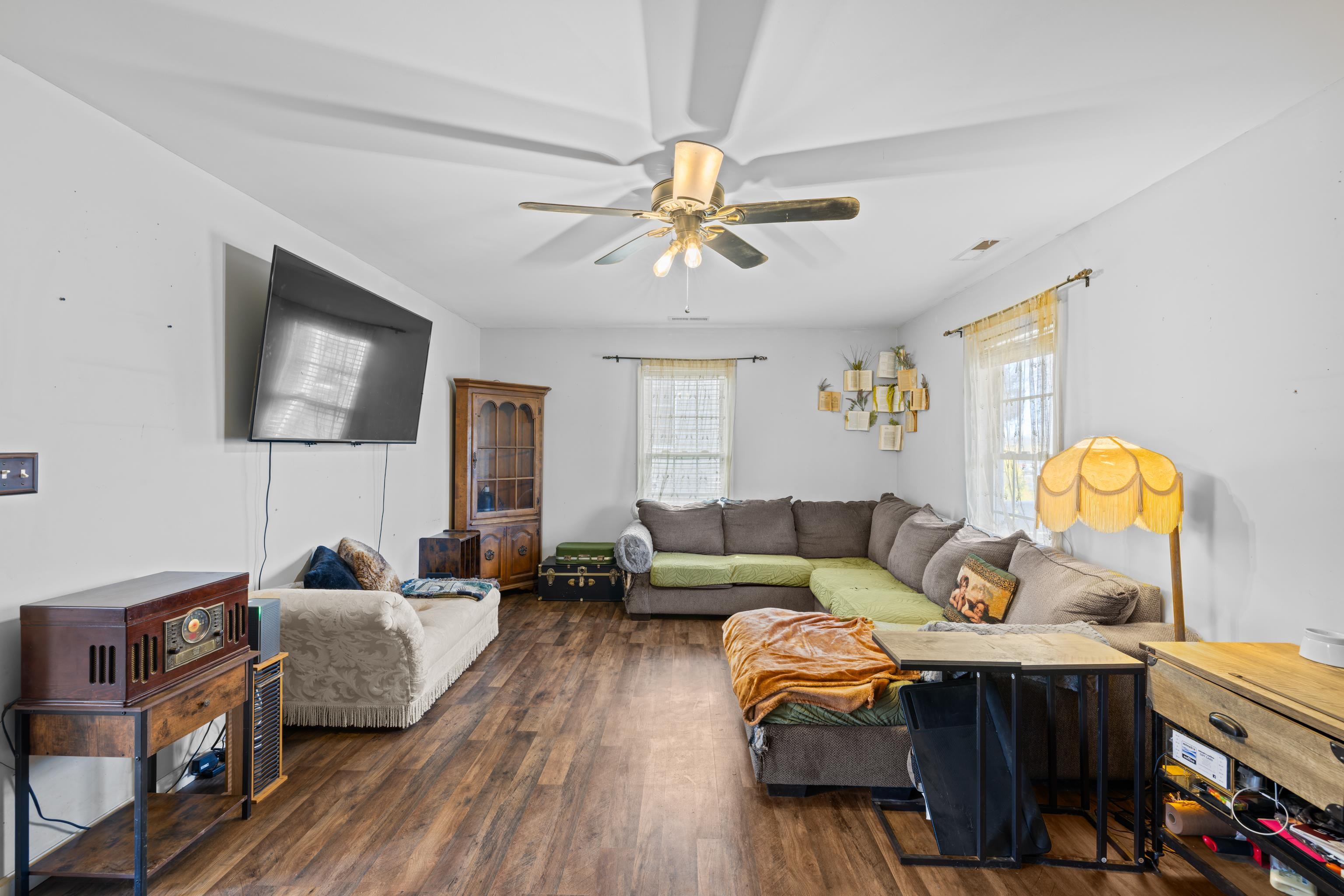 1520 3RD ST, WAYNESBORO, Virginia 22980, 3 Bedrooms Bedrooms, ,2 BathroomsBathrooms,Residential,1520 3RD ST,674888 MLS # 674888