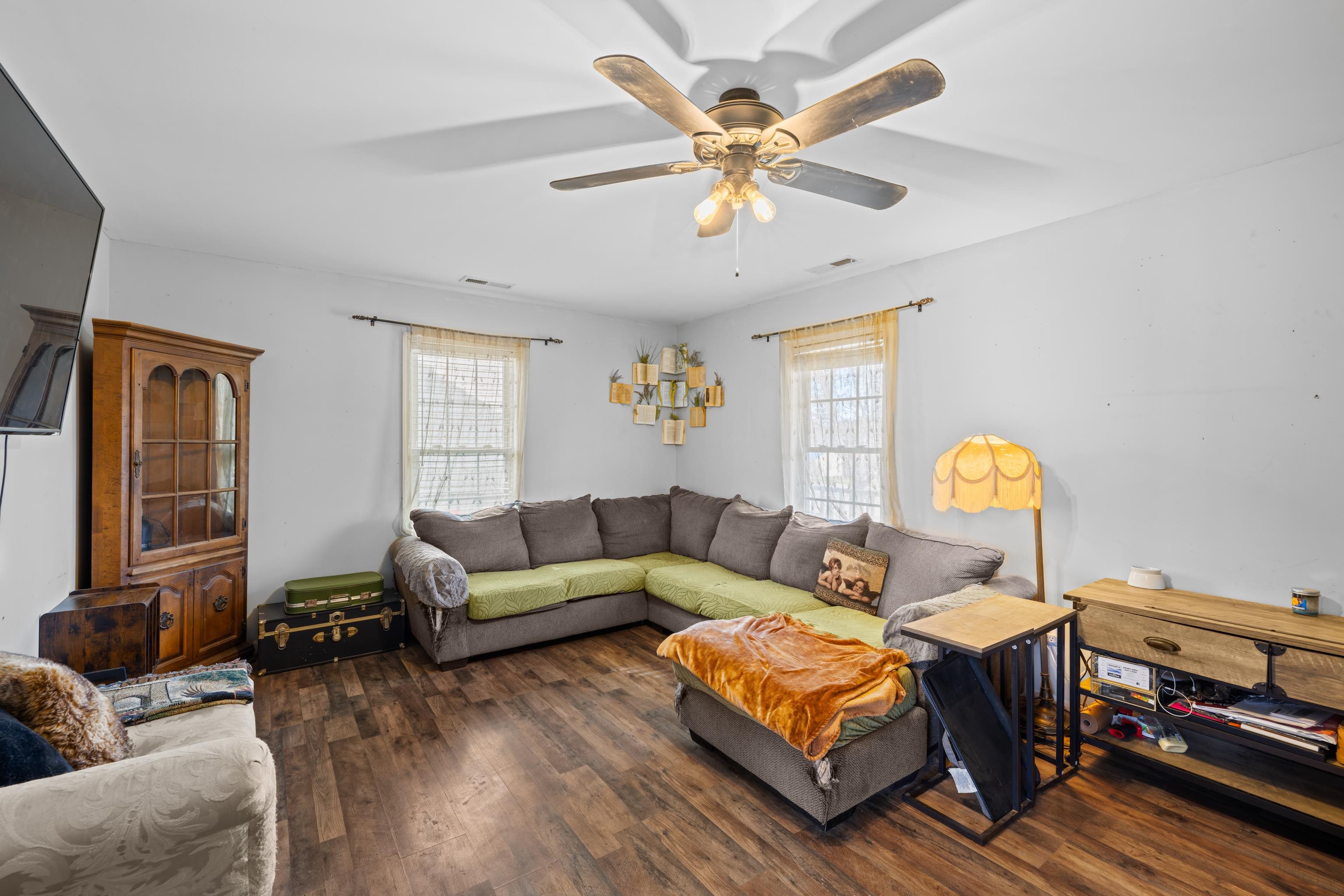 1520 3RD ST, WAYNESBORO, Virginia 22980, 3 Bedrooms Bedrooms, ,2 BathroomsBathrooms,Residential,1520 3RD ST,674888 MLS # 674888