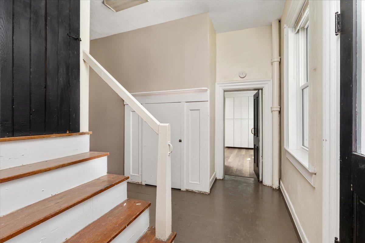 9400 S CONGRESS ST, NEW MARKET, Virginia 22844, ,Commercial,9400 S CONGRESS ST,674897 MLS # 674897 9400 S CONGRESS ST, NEW MARKET, Virginia 22844, ,Commercial,9400 S CONGRESS ST,674897 MLS # 674897