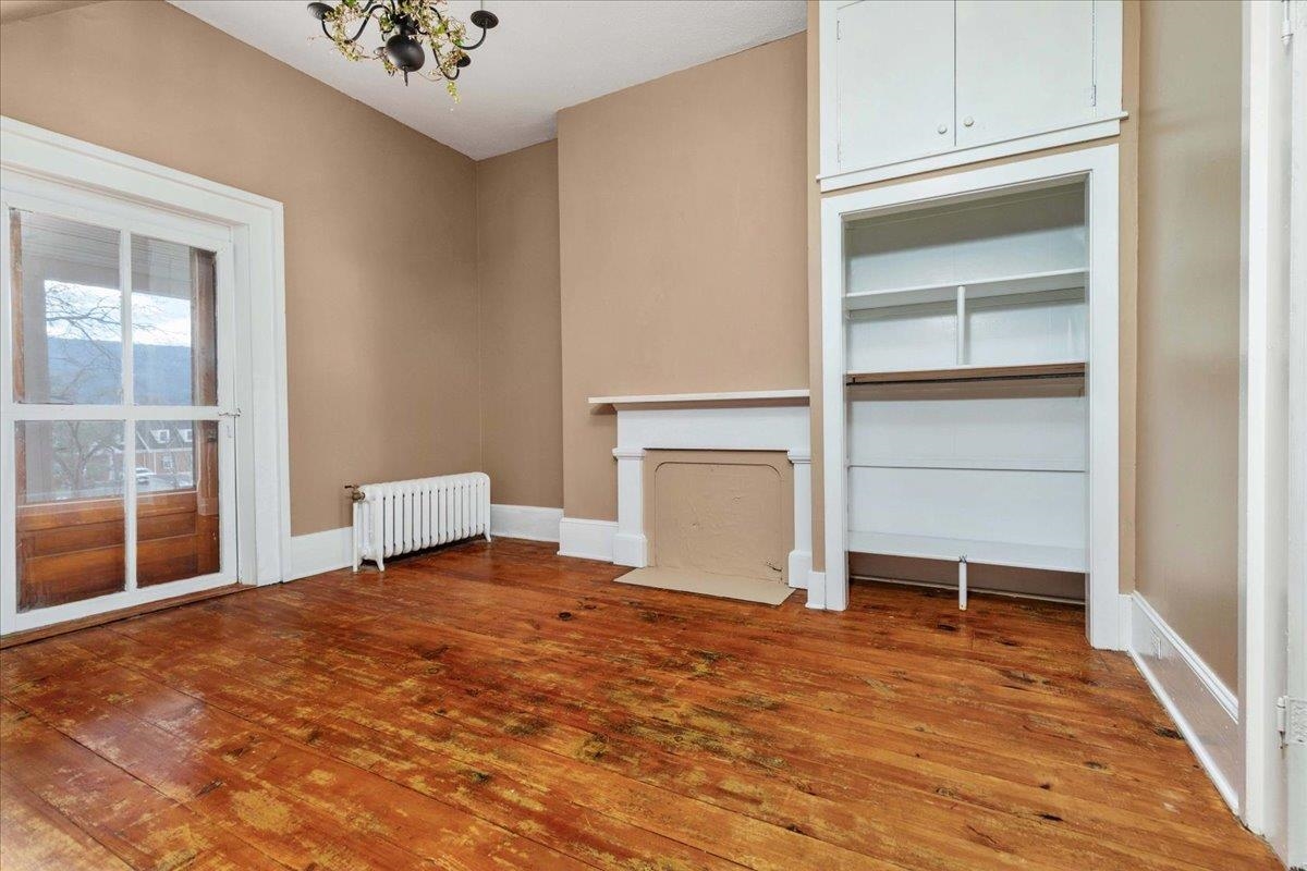 9400 S CONGRESS ST, NEW MARKET, Virginia 22844, ,Commercial,9400 S CONGRESS ST,674897 MLS # 674897 9400 S CONGRESS ST, NEW MARKET, Virginia 22844, ,Commercial,9400 S CONGRESS ST,674897 MLS # 674897