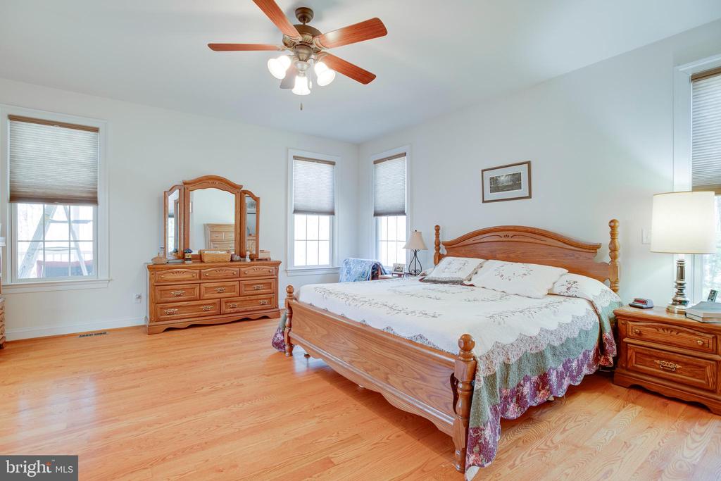 3279 RIDGEVIEW RD, REVA, Virginia 22735, 3 Bedrooms Bedrooms, ,4 BathroomsBathrooms,Residential,3279 RIDGEVIEW RD,VAMA2002628 MLS # VAMA2002628