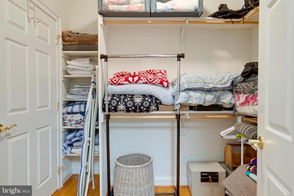 3279 RIDGEVIEW RD, REVA, Virginia 22735, 3 Bedrooms Bedrooms, ,4 BathroomsBathrooms,Residential,3279 RIDGEVIEW RD,VAMA2002628 MLS # VAMA2002628