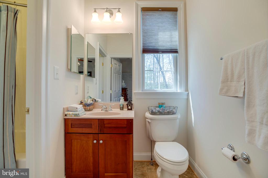 3279 RIDGEVIEW RD, REVA, Virginia 22735, 3 Bedrooms Bedrooms, ,4 BathroomsBathrooms,Residential,3279 RIDGEVIEW RD,VAMA2002628 MLS # VAMA2002628