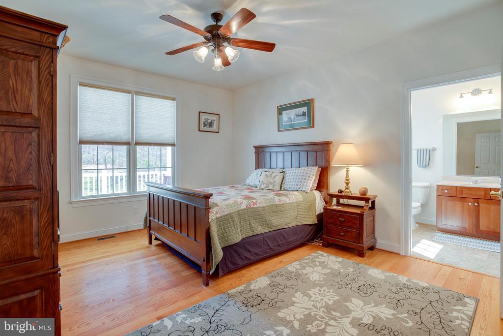 3279 RIDGEVIEW RD, REVA, Virginia 22735, 3 Bedrooms Bedrooms, ,4 BathroomsBathrooms,Residential,3279 RIDGEVIEW RD,VAMA2002628 MLS # VAMA2002628