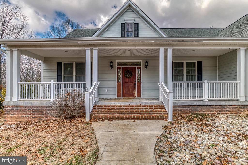 3279 RIDGEVIEW RD, REVA, Virginia 22735, 3 Bedrooms Bedrooms, ,4 BathroomsBathrooms,Residential,3279 RIDGEVIEW RD,VAMA2002628 MLS # VAMA2002628