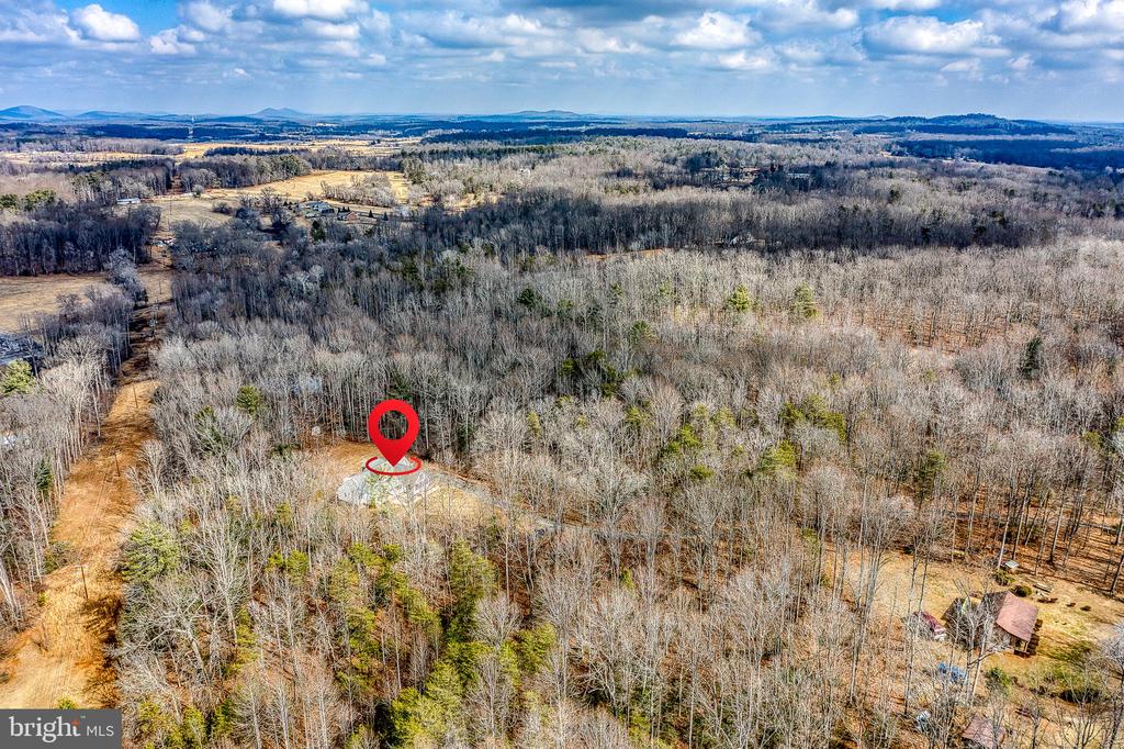 3279 RIDGEVIEW RD, REVA, Virginia 22735, 3 Bedrooms Bedrooms, ,4 BathroomsBathrooms,Residential,3279 RIDGEVIEW RD,VAMA2002628 MLS # VAMA2002628