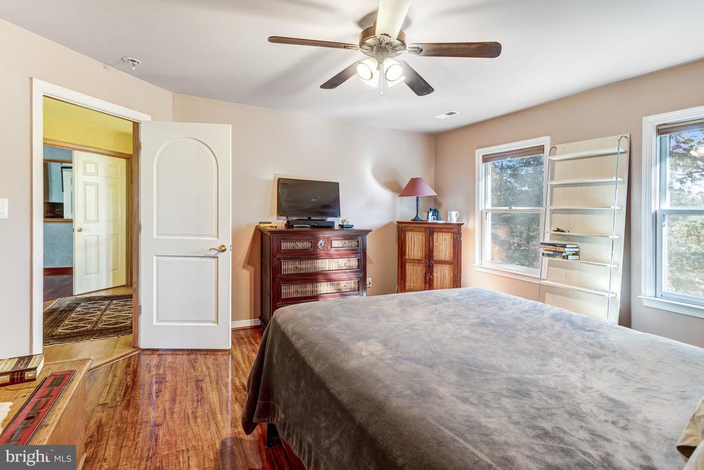 7929 WELLINGTON DR, WARRENTON, Virginia 20186, 3 Bedrooms Bedrooms, ,2 BathroomsBathrooms,Residential,7929 WELLINGTON DR,VAFQ2020850 MLS # VAFQ2020850