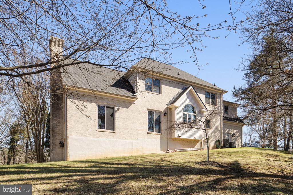 7929 WELLINGTON DR, WARRENTON, Virginia 20186, 3 Bedrooms Bedrooms, ,2 BathroomsBathrooms,Residential,7929 WELLINGTON DR,VAFQ2020850 MLS # VAFQ2020850