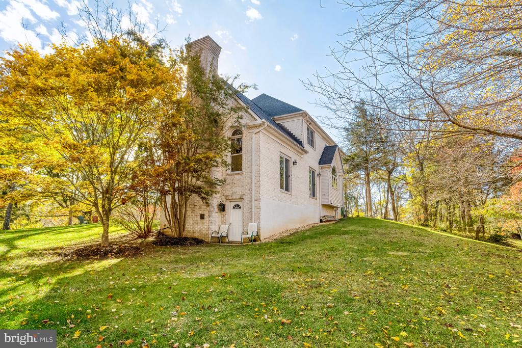 7929 WELLINGTON DR, WARRENTON, Virginia 20186, 3 Bedrooms Bedrooms, ,2 BathroomsBathrooms,Residential,7929 WELLINGTON DR,VAFQ2020850 MLS # VAFQ2020850