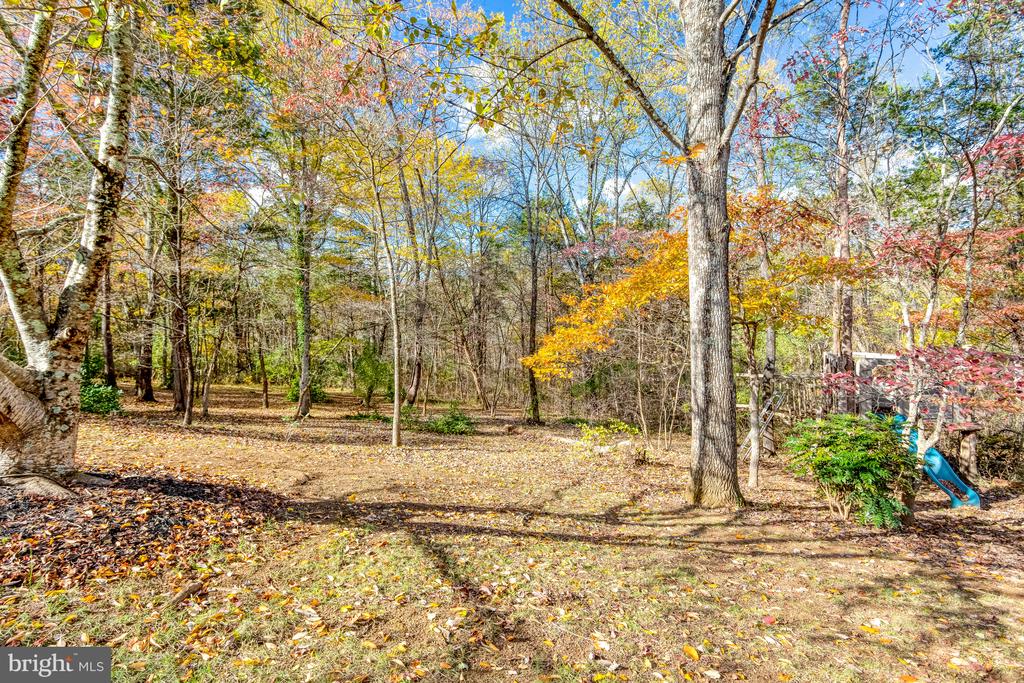 7929 WELLINGTON DR, WARRENTON, Virginia 20186, 3 Bedrooms Bedrooms, ,2 BathroomsBathrooms,Residential,7929 WELLINGTON DR,VAFQ2020850 MLS # VAFQ2020850