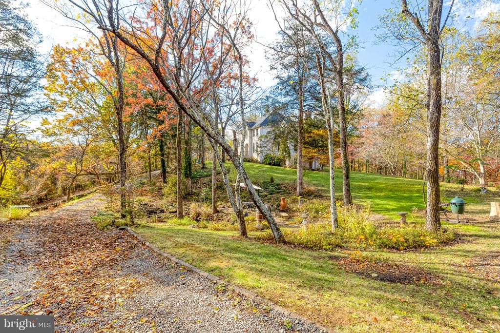 7929 WELLINGTON DR, WARRENTON, Virginia 20186, 3 Bedrooms Bedrooms, ,2 BathroomsBathrooms,Residential,7929 WELLINGTON DR,VAFQ2020850 MLS # VAFQ2020850