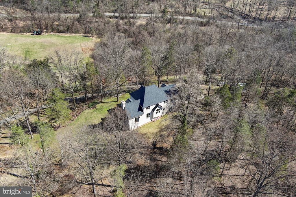 7929 WELLINGTON DR, WARRENTON, Virginia 20186, 3 Bedrooms Bedrooms, ,2 BathroomsBathrooms,Residential,7929 WELLINGTON DR,VAFQ2020850 MLS # VAFQ2020850