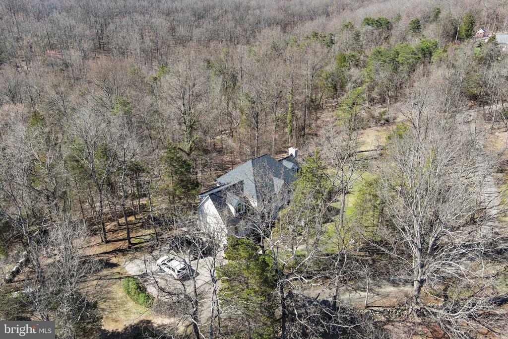 7929 WELLINGTON DR, WARRENTON, Virginia 20186, 3 Bedrooms Bedrooms, ,2 BathroomsBathrooms,Residential,7929 WELLINGTON DR,VAFQ2020850 MLS # VAFQ2020850