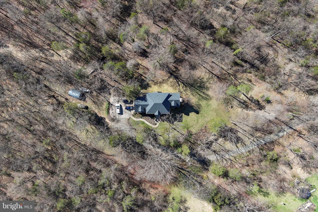 7929 WELLINGTON DR, WARRENTON, Virginia 20186, 3 Bedrooms Bedrooms, ,2 BathroomsBathrooms,Residential,7929 WELLINGTON DR,VAFQ2020850 MLS # VAFQ2020850