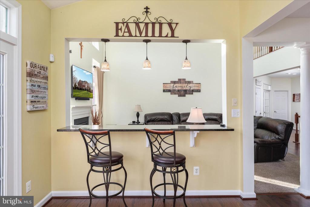 7494 EDINGTON DR, WARRENTON, Virginia, 4 Bedrooms Bedrooms, ,4 BathroomsBathrooms,Residential,7494 EDINGTON DR,VAFQ2020938 MLS # VAFQ2020938