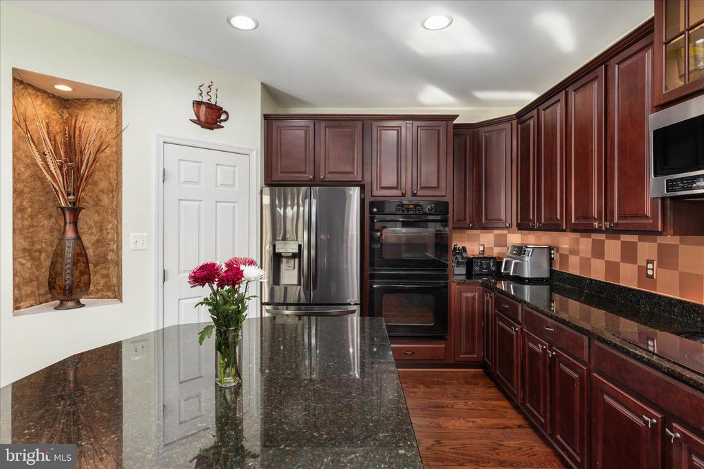 7494 EDINGTON DR, WARRENTON, Virginia, 4 Bedrooms Bedrooms, ,4 BathroomsBathrooms,Residential,7494 EDINGTON DR,VAFQ2020938 MLS # VAFQ2020938