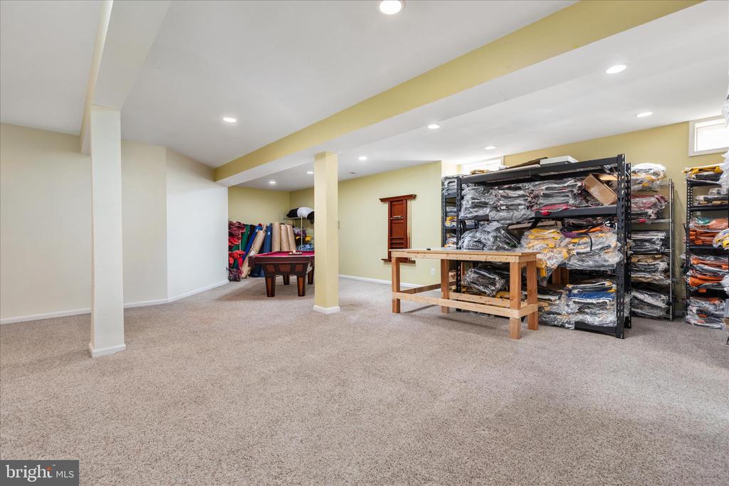 7494 EDINGTON DR, WARRENTON, Virginia, 4 Bedrooms Bedrooms, ,4 BathroomsBathrooms,Residential,7494 EDINGTON DR,VAFQ2020938 MLS # VAFQ2020938