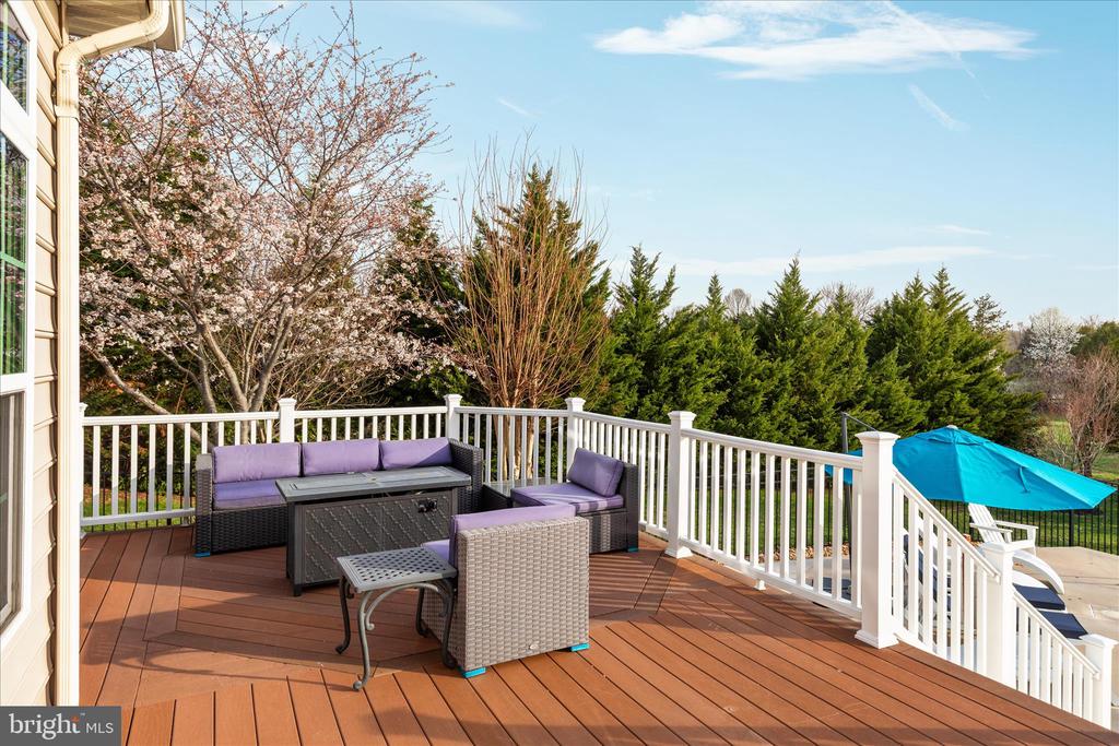 7494 EDINGTON DR, WARRENTON, Virginia, 4 Bedrooms Bedrooms, ,4 BathroomsBathrooms,Residential,7494 EDINGTON DR,VAFQ2020938 MLS # VAFQ2020938