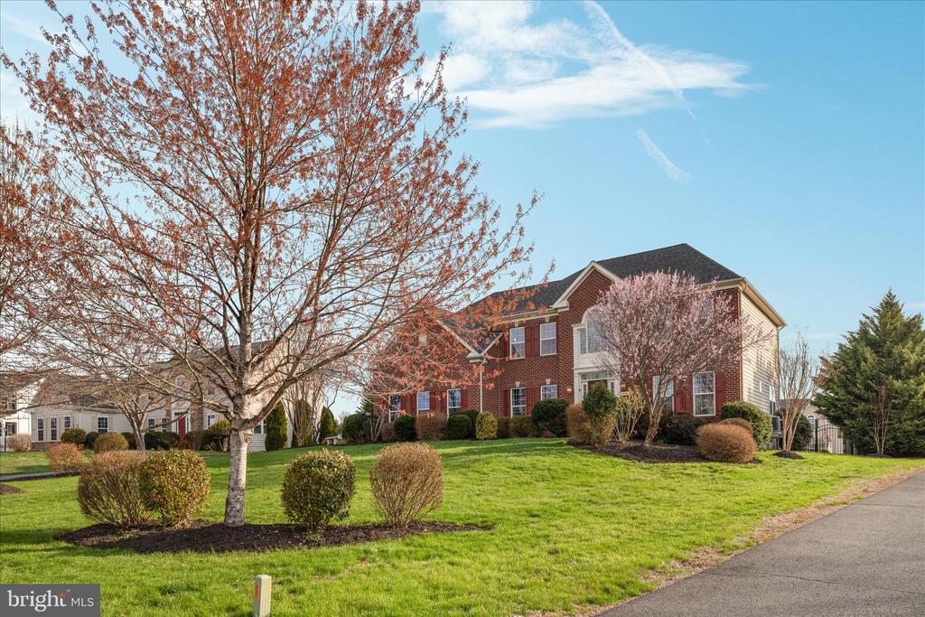 7494 EDINGTON DR, WARRENTON, Virginia, 4 Bedrooms Bedrooms, ,4 BathroomsBathrooms,Residential,7494 EDINGTON DR,VAFQ2020938 MLS # VAFQ2020938