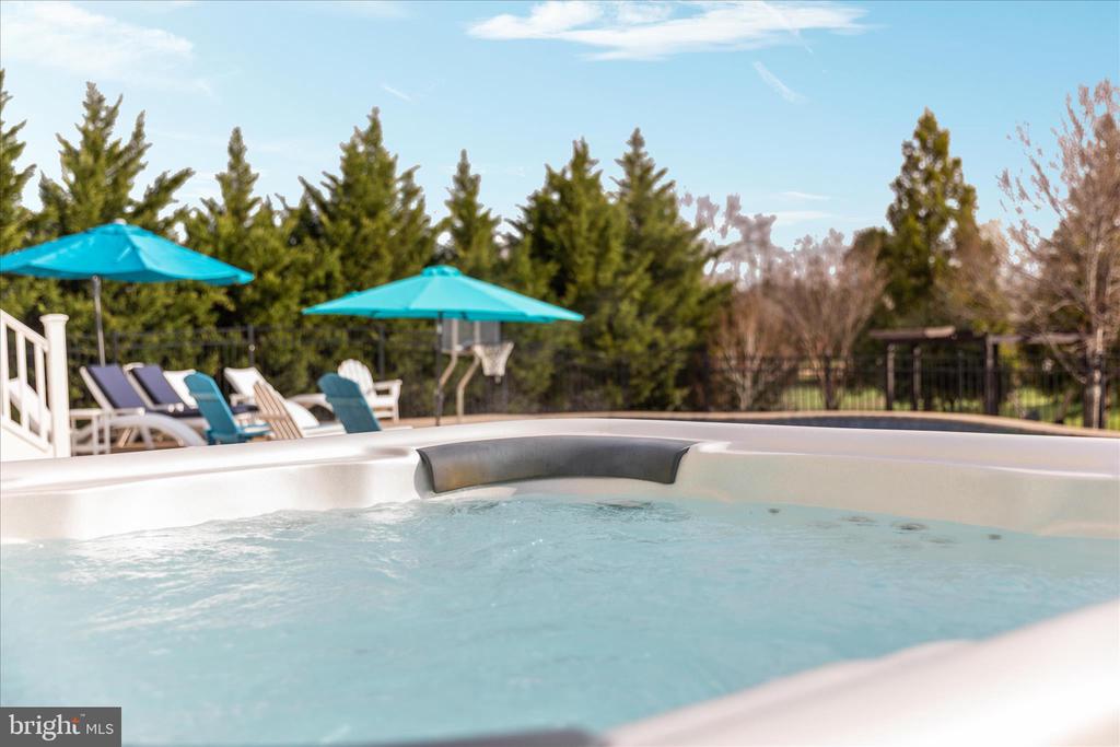 7494 EDINGTON DR, WARRENTON, Virginia, 4 Bedrooms Bedrooms, ,4 BathroomsBathrooms,Residential,7494 EDINGTON DR,VAFQ2020938 MLS # VAFQ2020938