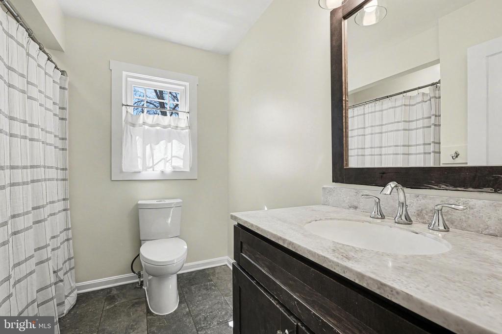 11080 DUTCH HOLLOW RD, CULPEPER, Virginia 22701, 3 Bedrooms Bedrooms, ,2 BathroomsBathrooms,Residential,11080 DUTCH HOLLOW RD,VACU2012730 MLS # VACU2012730