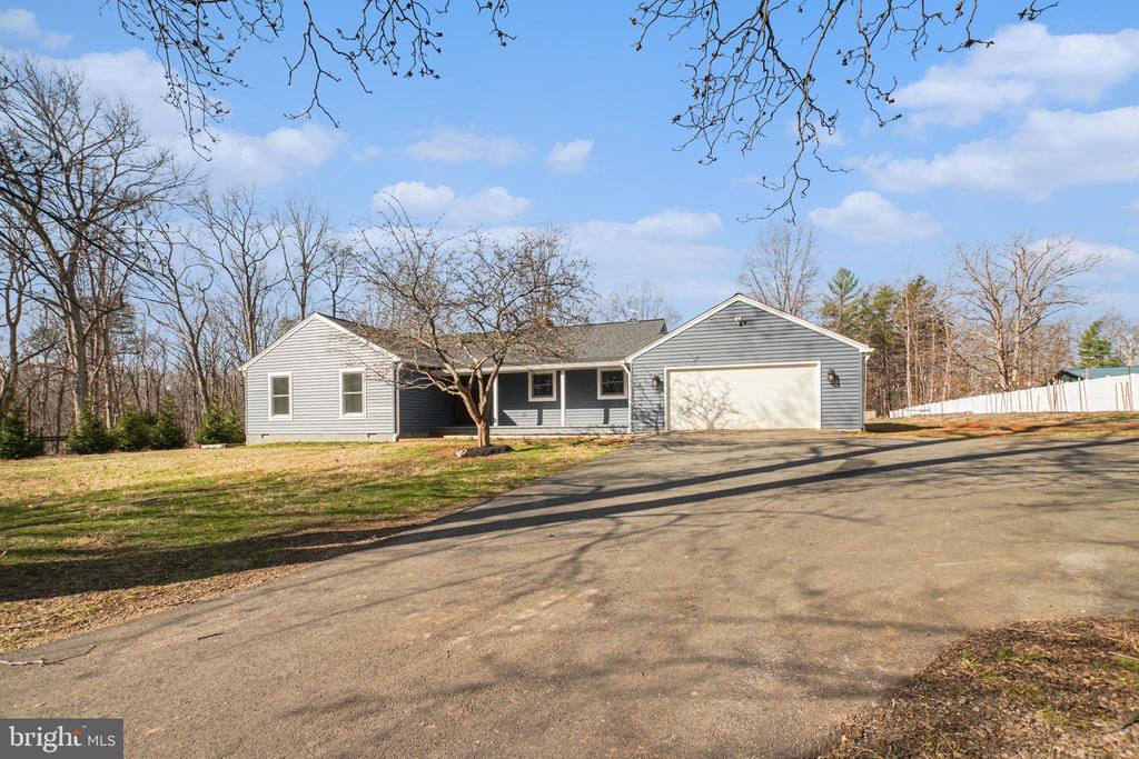 11080 DUTCH HOLLOW RD, CULPEPER, Virginia 22701, 3 Bedrooms Bedrooms, ,2 BathroomsBathrooms,Residential,11080 DUTCH HOLLOW RD,VACU2012730 MLS # VACU2012730