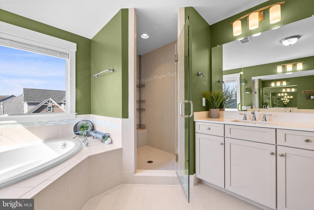 4844 POINT RD, WARRENTON, Virginia, 5 Bedrooms Bedrooms, ,4 BathroomsBathrooms,Residential,4844 POINT RD,VAFQ2020594 MLS # VAFQ2020594