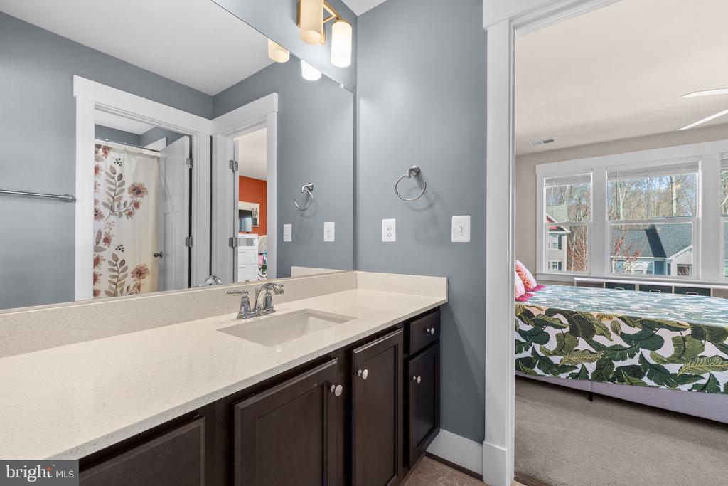 4844 POINT RD, WARRENTON, Virginia, 5 Bedrooms Bedrooms, ,4 BathroomsBathrooms,Residential,4844 POINT RD,VAFQ2020594 MLS # VAFQ2020594