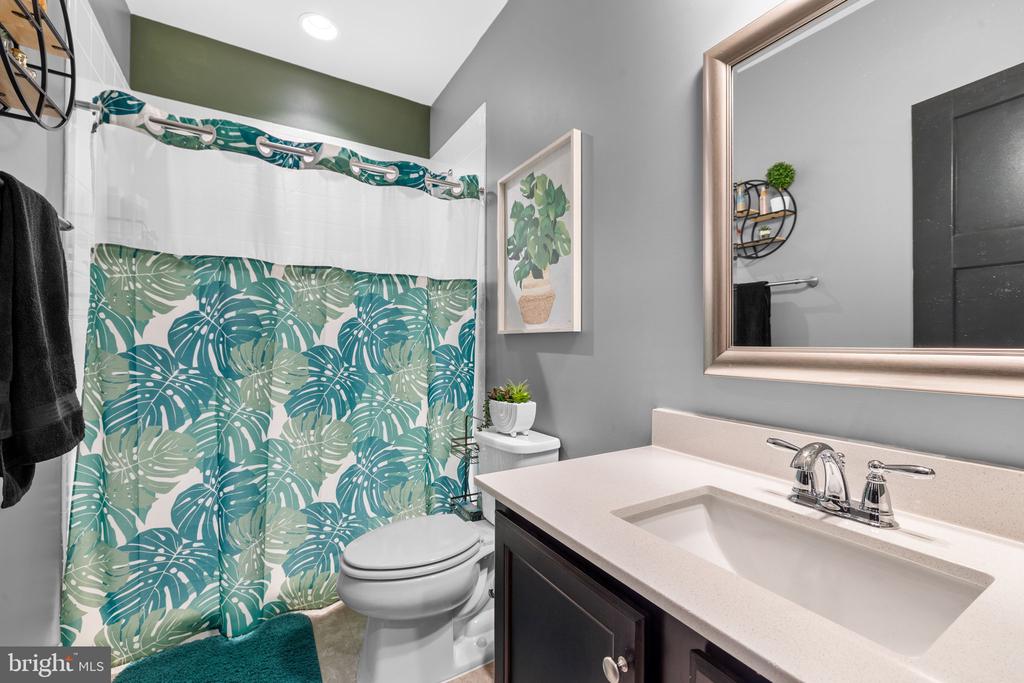 4844 POINT RD, WARRENTON, Virginia, 5 Bedrooms Bedrooms, ,4 BathroomsBathrooms,Residential,4844 POINT RD,VAFQ2020594 MLS # VAFQ2020594