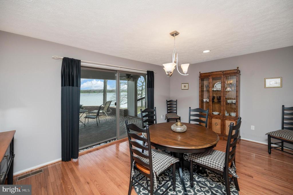 104 SPRING GROVE LN, LOCUST GROVE, Virginia 22508, 3 Bedrooms Bedrooms, ,2 BathroomsBathrooms,Residential,104 SPRING GROVE LN,VAOR2013602 MLS # VAOR2013602