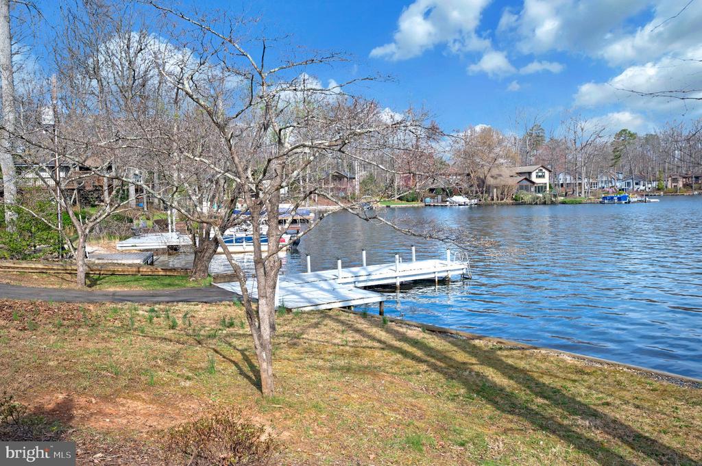 104 SPRING GROVE LN, LOCUST GROVE, Virginia 22508, 3 Bedrooms Bedrooms, ,2 BathroomsBathrooms,Residential,104 SPRING GROVE LN,VAOR2013602 MLS # VAOR2013602