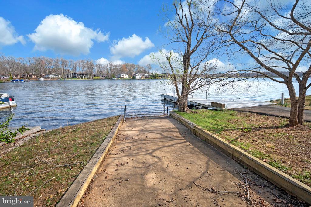 104 SPRING GROVE LN, LOCUST GROVE, Virginia 22508, 3 Bedrooms Bedrooms, ,2 BathroomsBathrooms,Residential,104 SPRING GROVE LN,VAOR2013602 MLS # VAOR2013602