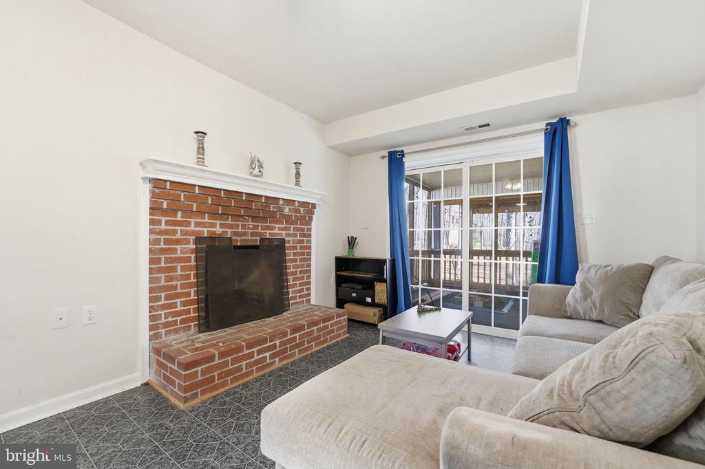 308 WESTOVER PKWY, LOCUST GROVE, Virginia 22508, 4 Bedrooms Bedrooms, ,3 BathroomsBathrooms,Residential,308 WESTOVER PKWY,VAOR2013510 MLS # VAOR2013510