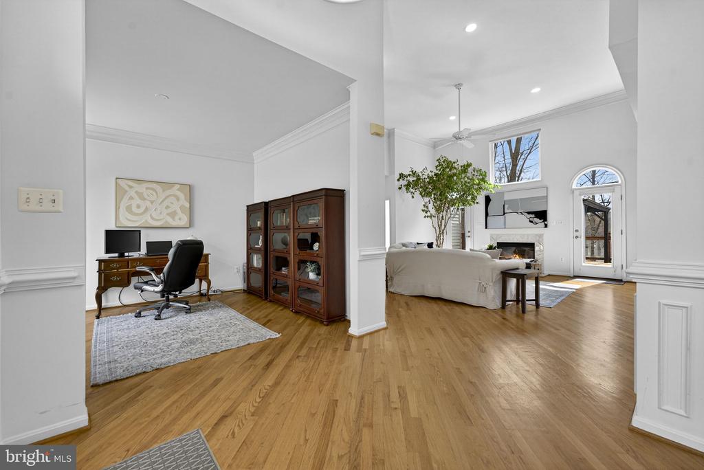 16199 COVEY CIR, AMISSVILLE, Virginia 20106, 4 Bedrooms Bedrooms, ,4 BathroomsBathrooms,Residential,16199 COVEY CIR,VACU2013100 MLS # VACU2013100